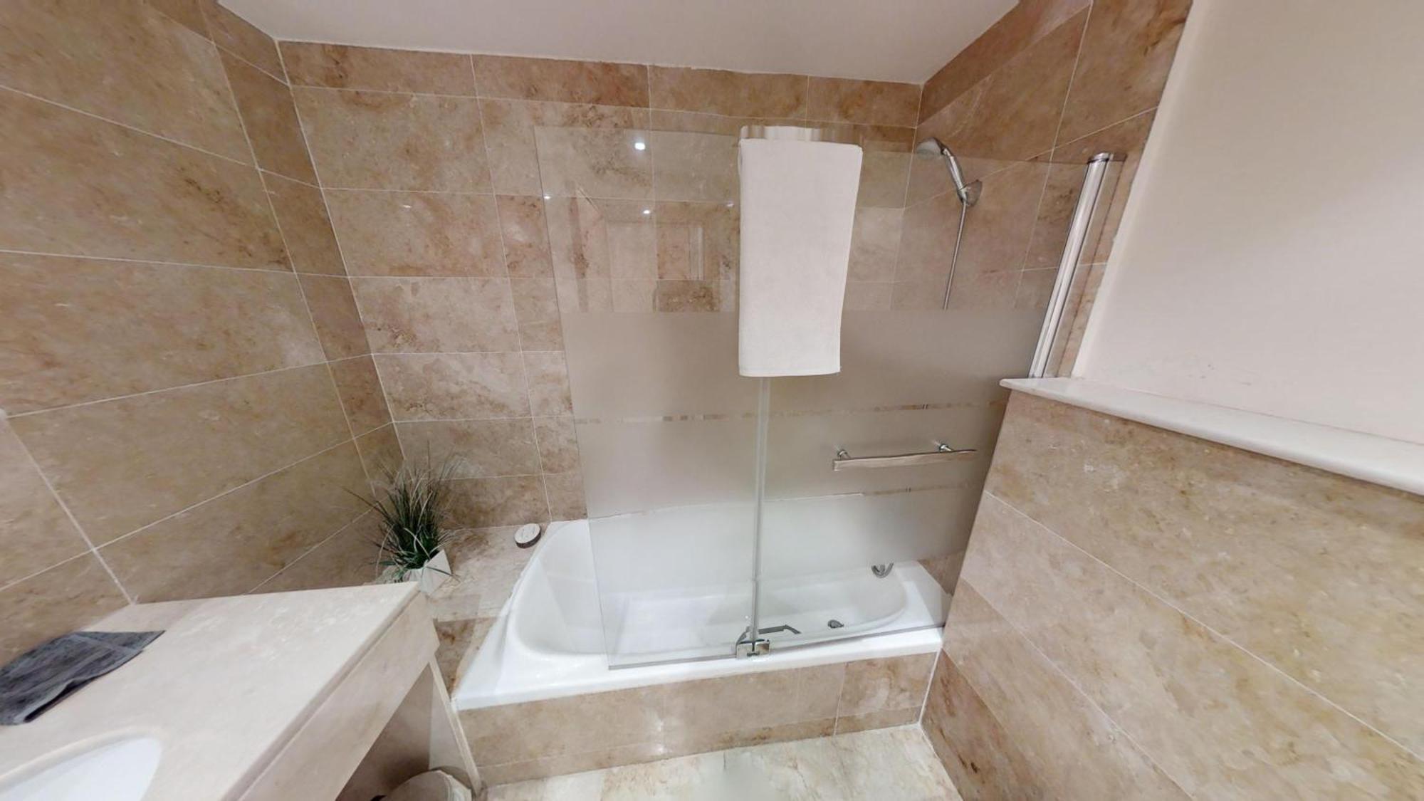 Fine Duplex Apartment With Stunning Sea Views ماربيا المظهر الخارجي الصورة
